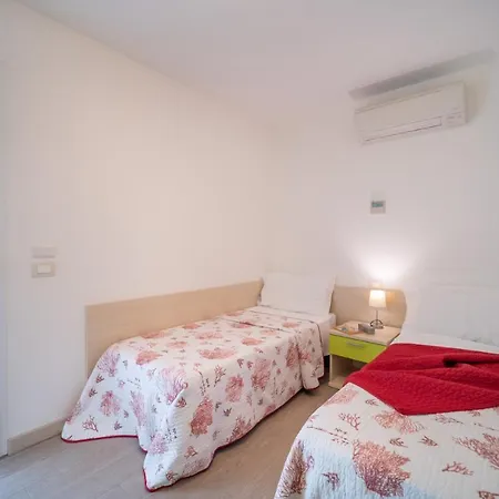 Residenza Monica * Λινιάνο Σαμπιαντόρο