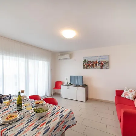 דירה Residenza Monica ליגננו סביאדורו